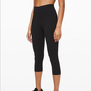 Lululemon crop leggings black, new!!
